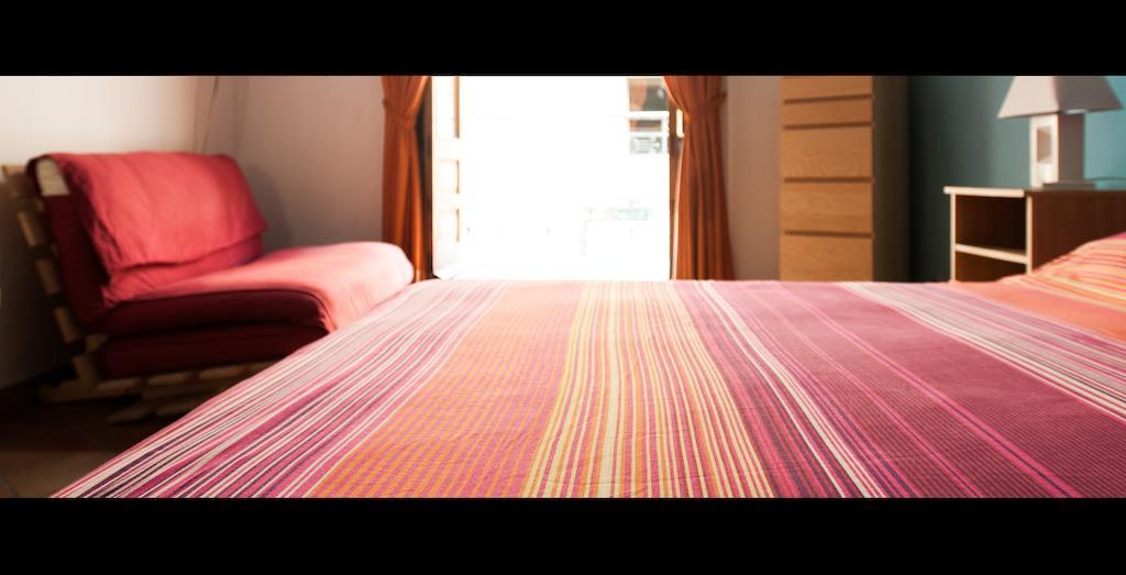 تْشيفالو B&B La Rocca الغرفة الصورة